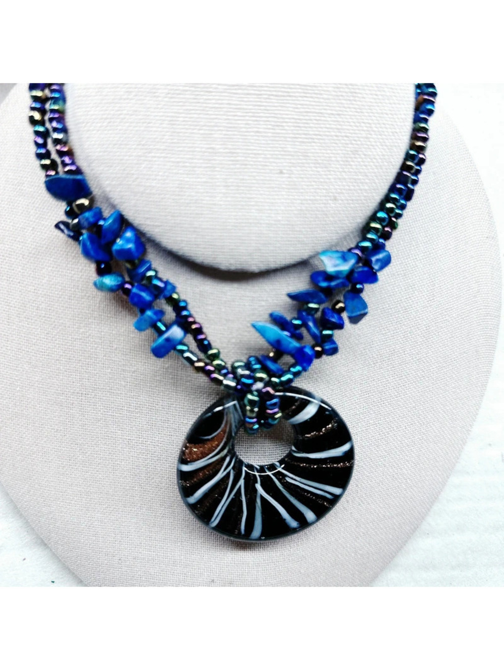 4712gc. Handmade Black Art Glass Necklace